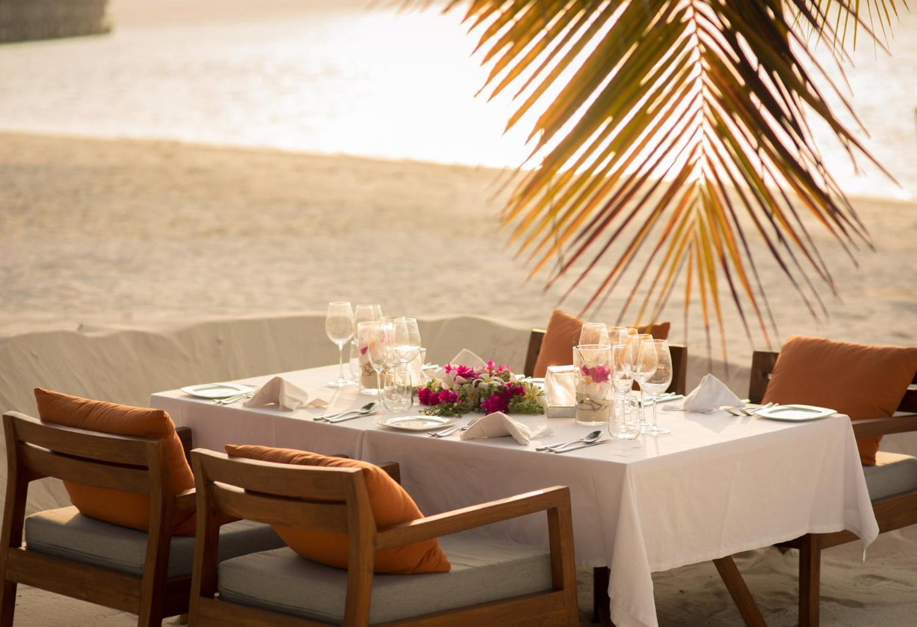Lux* South Ari Atoll Resort & Villas Dhidhoofinolhu Esterno foto